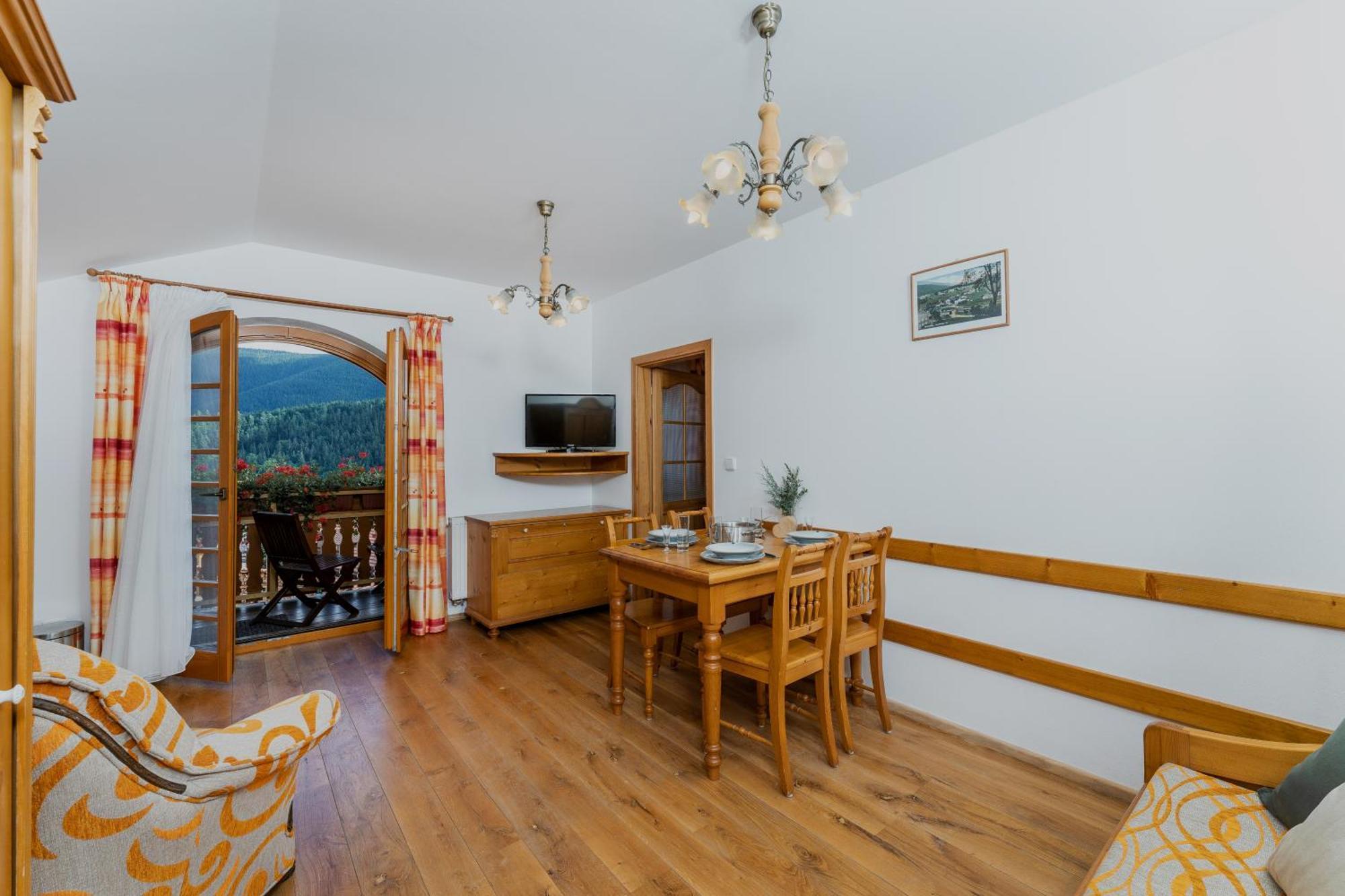 Pension Happy Superior Spindleruv Mlyn Exterior photo