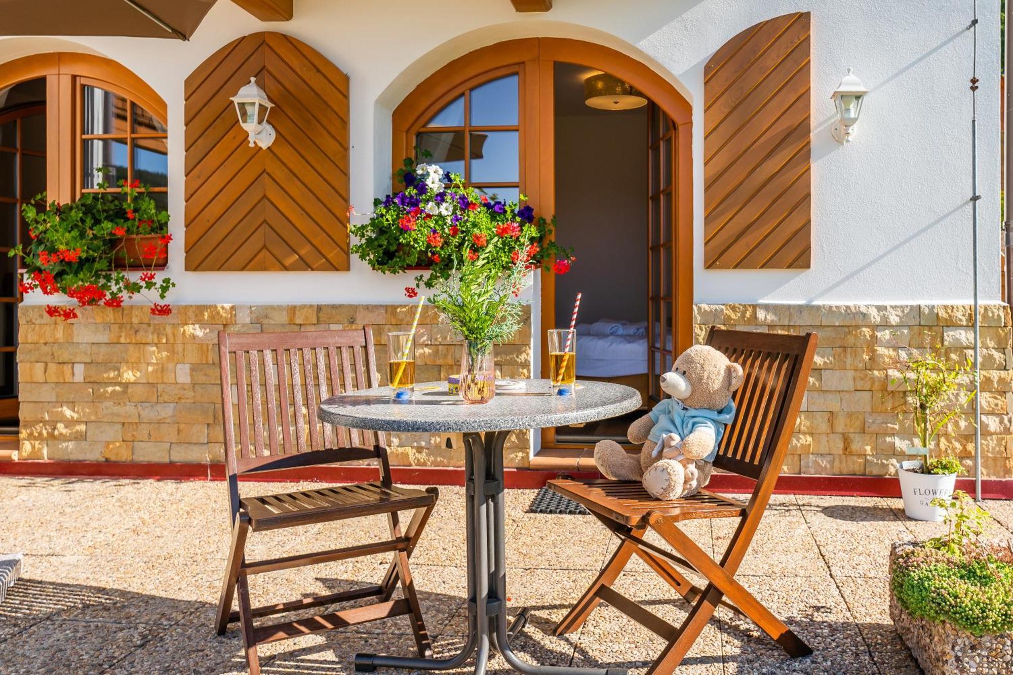 Pension Happy Superior Spindleruv Mlyn Exterior photo