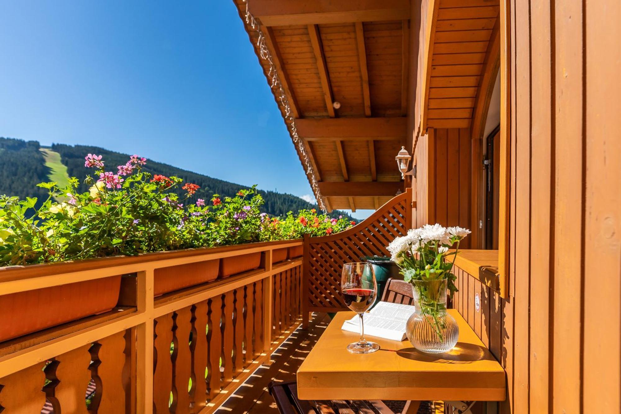 Pension Happy Superior Spindleruv Mlyn Exterior photo